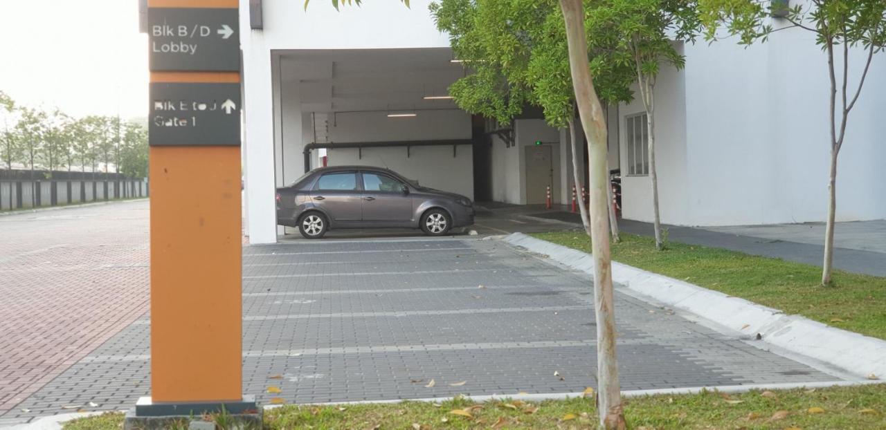 Bsp21 Family Homestay Jenjarum Dış mekan fotoğraf